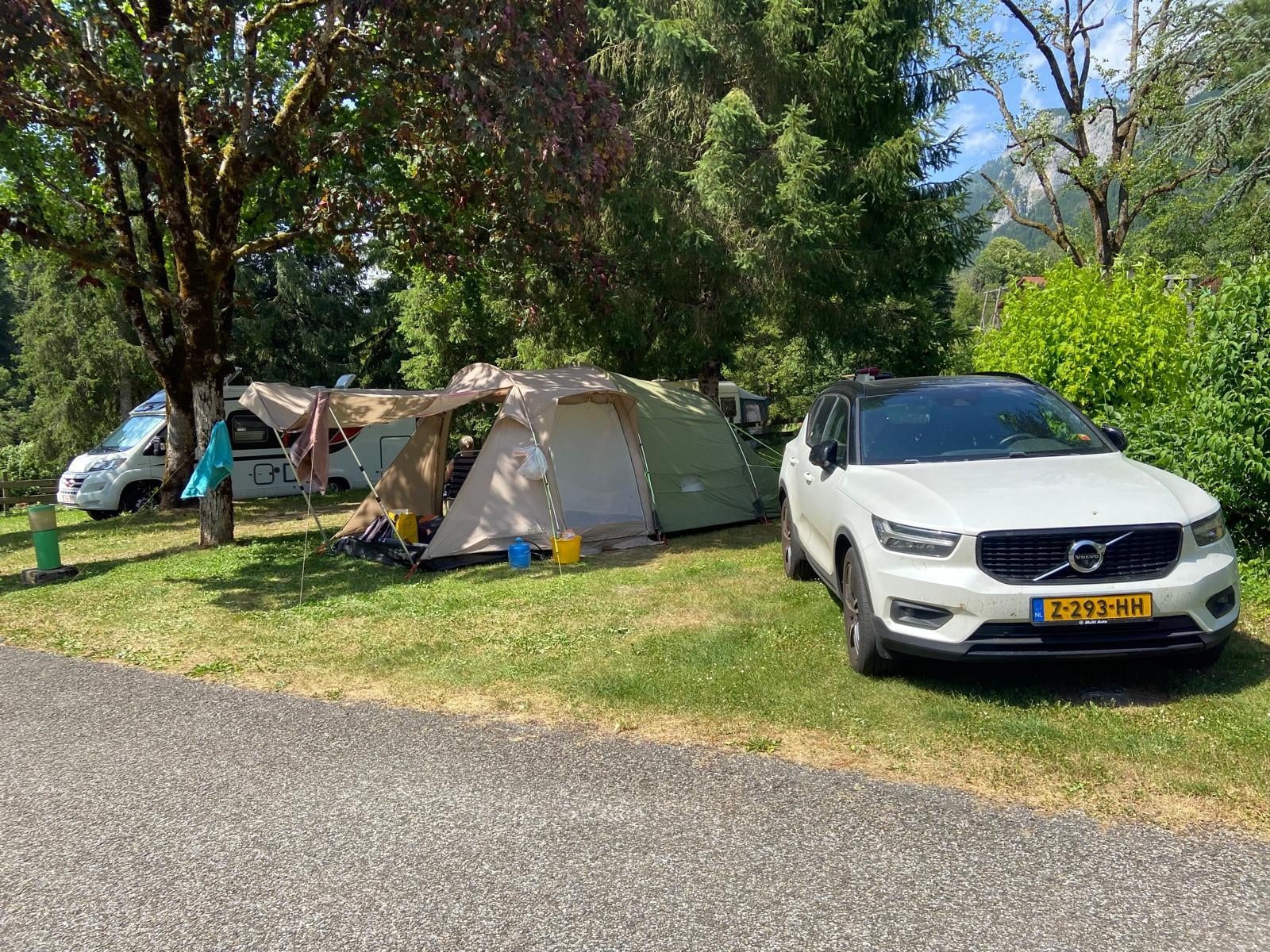 Emplacements tente + voiture/moto 2